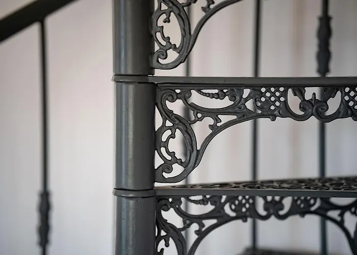 Casa Pereira - Snooker, Wi-fi, Bbq, Pool * Relogio do Poiso